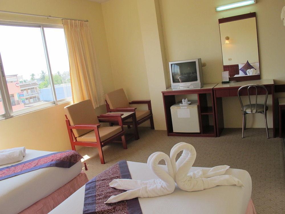 Chumphon Palace Hotel Eksteriør billede